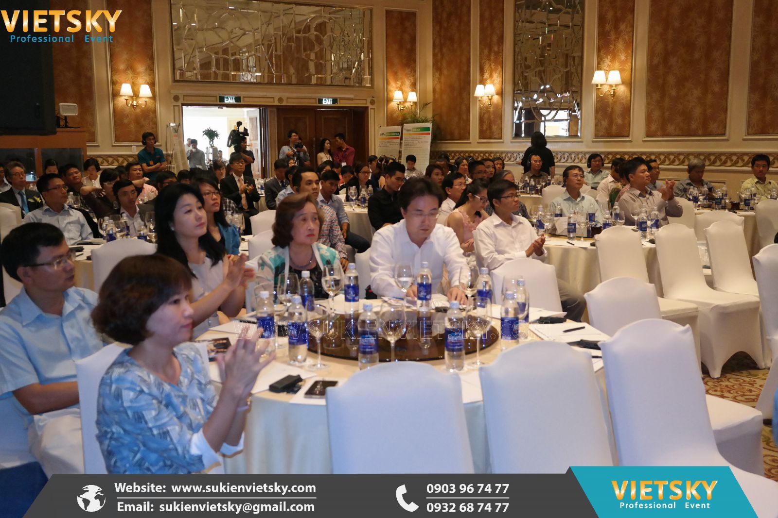 tổ chức hội thảo tại bình dương