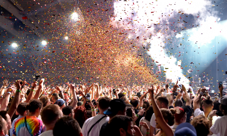 To chuc su kien live concer