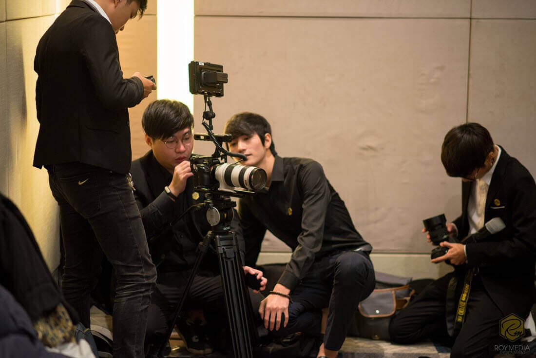 Chụp ảnh sự kiện 1 - Công Ty Tổ Chức Sự Kiện VietSky