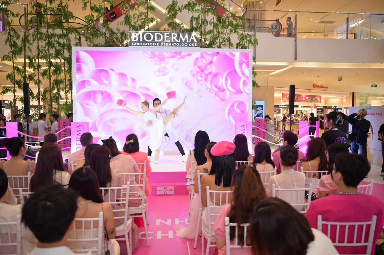 su kien le ra mat gioi thieu san pham chuyen nghiep - Công Ty Tổ Chức Sự Kiện VietSky